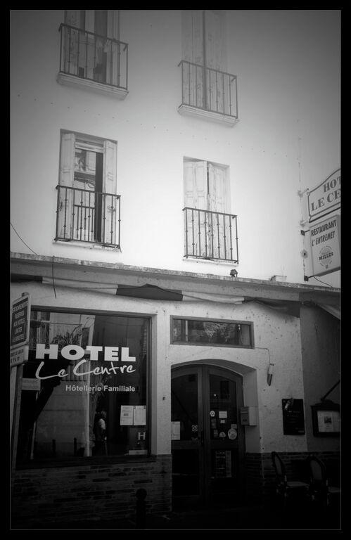 Hotel Le Centre 르불루 외부 사진
