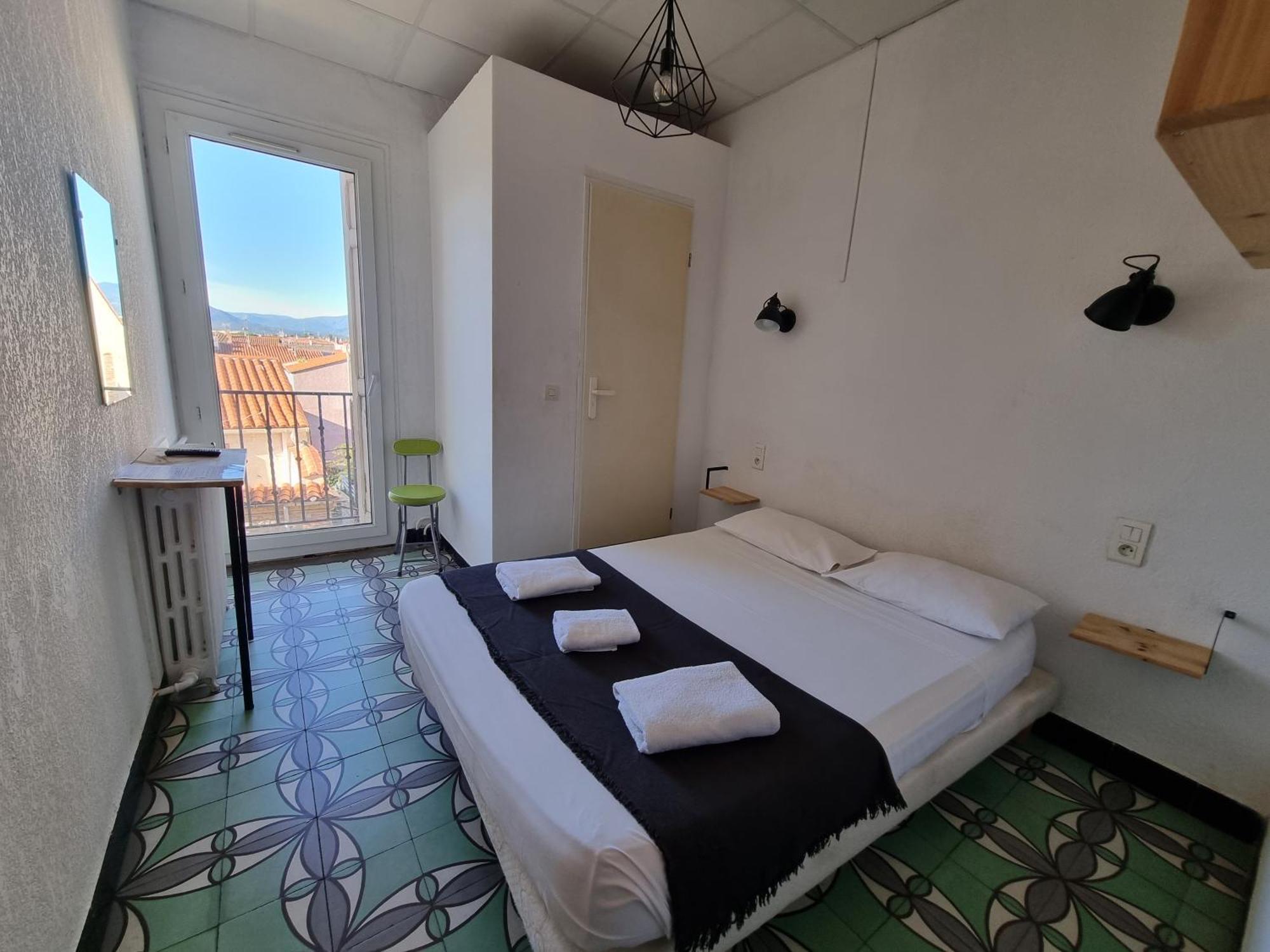Hotel Le Centre 르불루 외부 사진