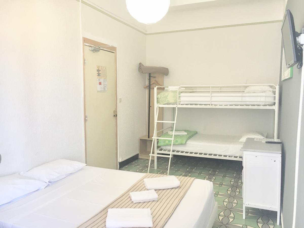 Hotel Le Centre 르불루 외부 사진