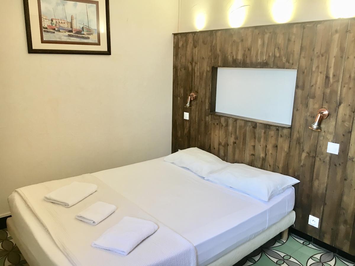 Hotel Le Centre 르불루 외부 사진