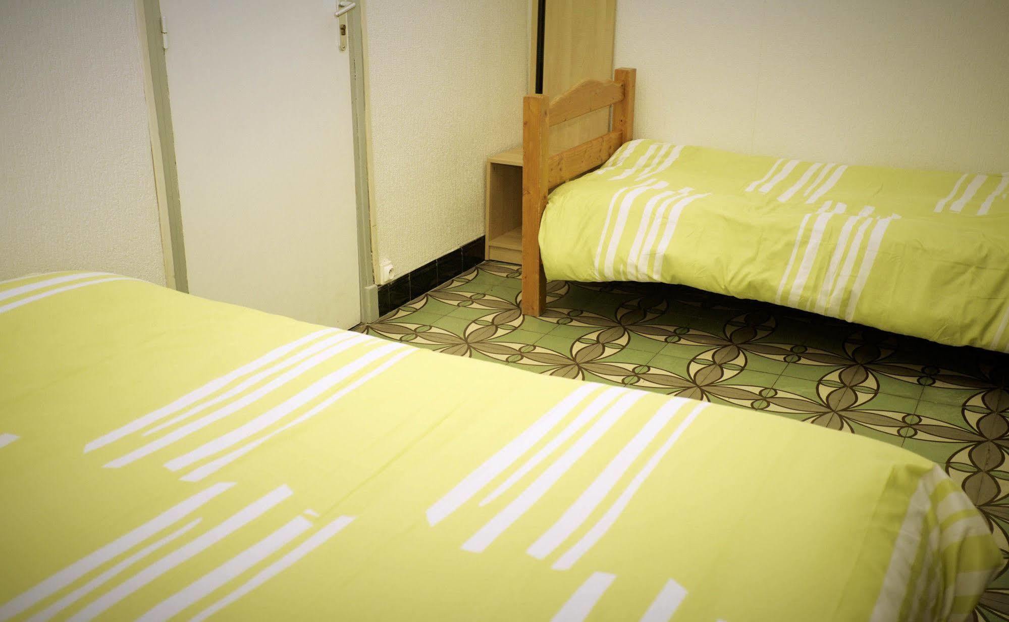 Hotel Le Centre 르불루 외부 사진