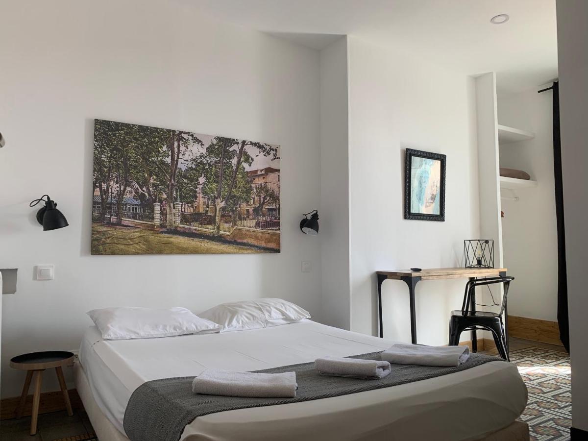Hotel Le Centre 르불루 외부 사진
