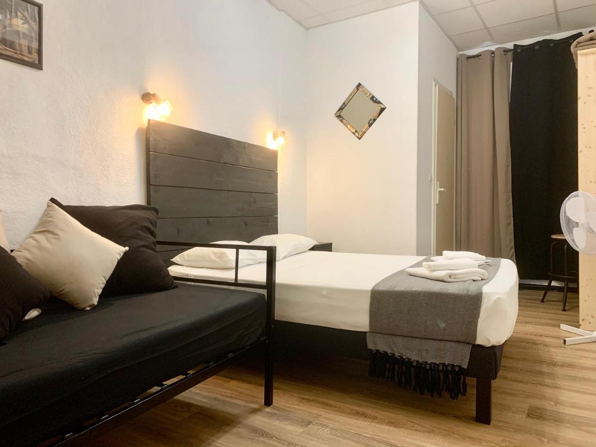 Hotel Le Centre 르불루 외부 사진